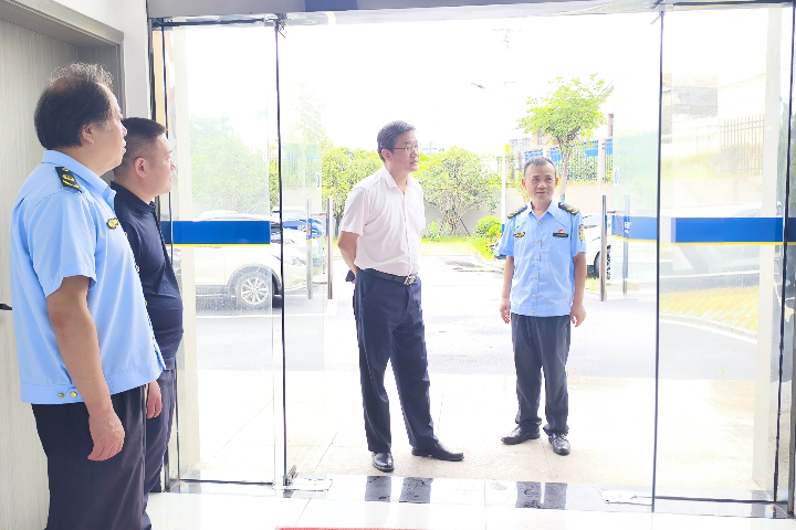 <a href="./xwzx/gzdt/202608/t20260812_777808.html">钟文局长前往华容区、葛店经开区调研食品安全重点工作</a>